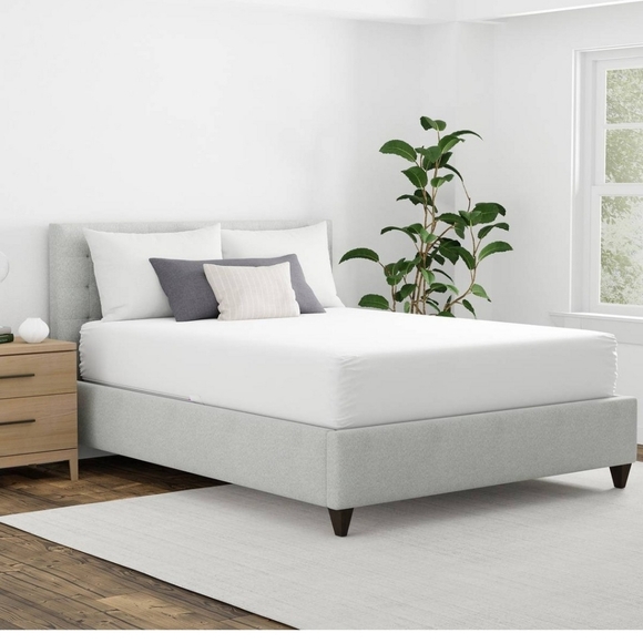 New Allerease Full Maximum Waterproof Allergy and Bedbug Protection Zippered - Picture 3 of 11